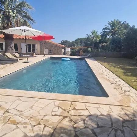 Climatisee Avec Piscine Privee, Proche Mer A Sainte-maxime, 6 Chambres, 8-10 Pers, Parking, Wifi - Fr-1-780-83
