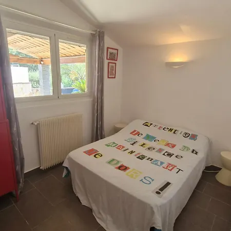 Climatisee Avec Piscine Privee, Proche Mer A Sainte-maxime, 6 Chambres, 8-10 Pers, Parking, Wifi - Fr-1-780-83 Villa Sainte-Maxime